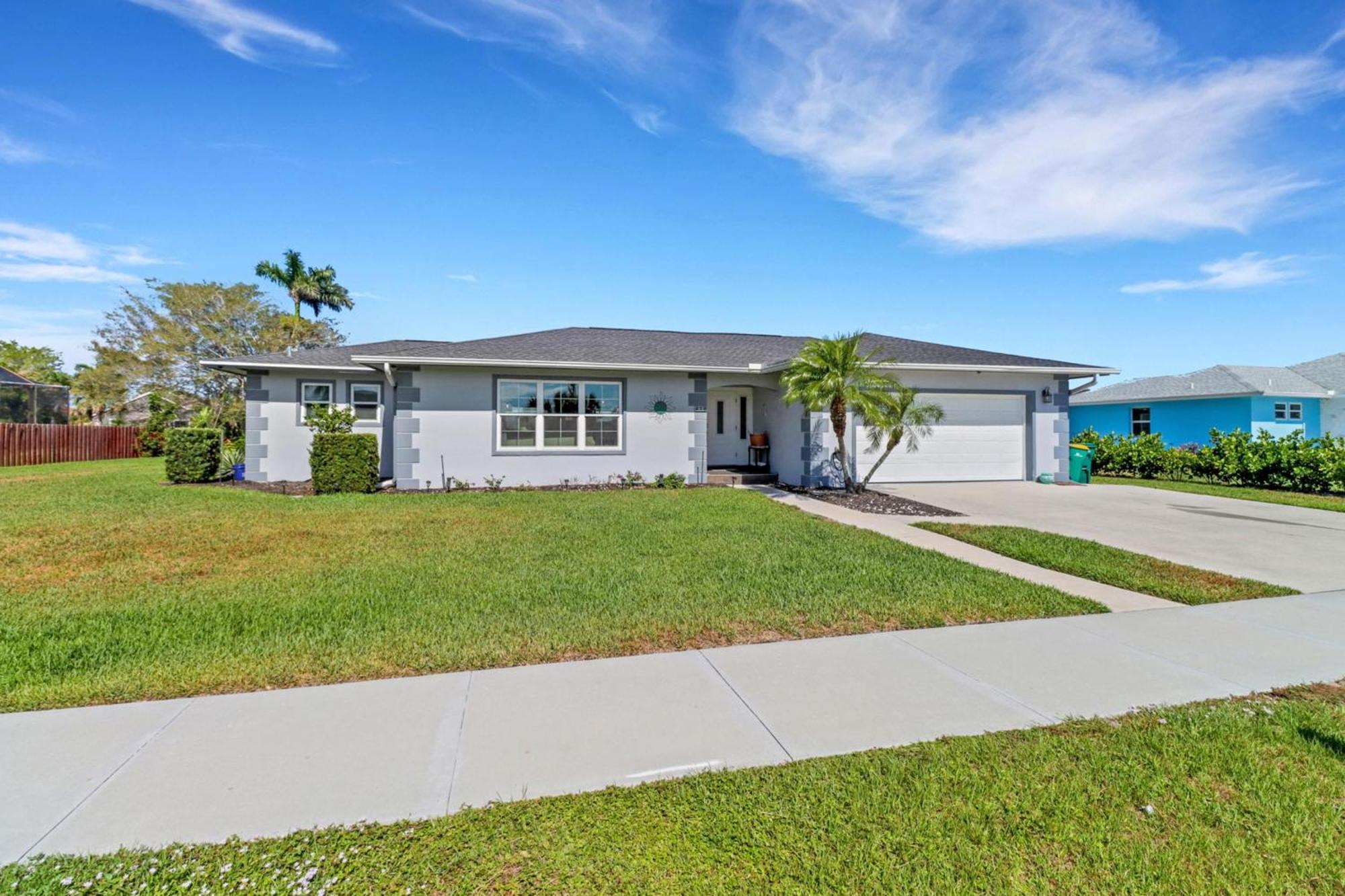 Inviting Lakeview Home L Pool L Close To Beaches Marco Island Eksteriør bilde